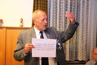 Erich Brem, Vorsitzender des Krieger- und Reservistenverein Ensdorf, bei seinem Jahresbericht.