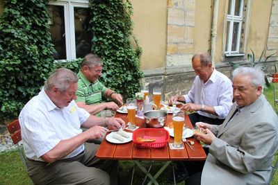 Weißwurstfrühschoppen im Kloster.