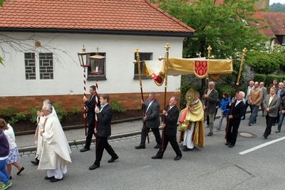 Fronleichnamsprozession in Ensdorf. Fronleichnamsprozession in Ensdorf.