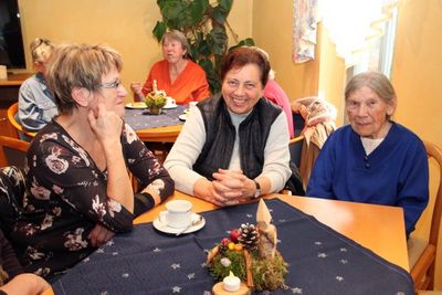 Adventsmarkt im Seniorenheim.