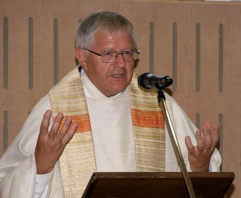 „Dem Plan Gottes trauen – seinem Ruf folgen“ war die Predigt von Provinzial Pater Josef Grünner zum Festgottesdienst zu Professjubiläen und Professerneuerungen überschrieben.