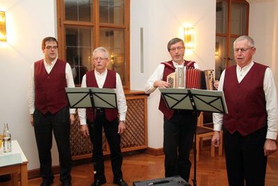 Der „Gembecker Viergesang“ umrahmte den Ehrenabend musikalisch.