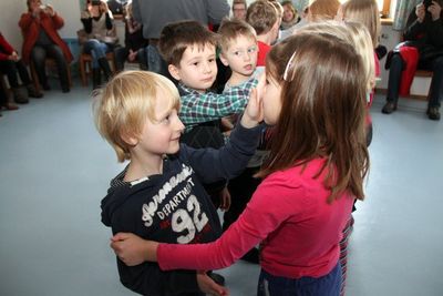 Selbstverteidigungskurs im Kindergarten.