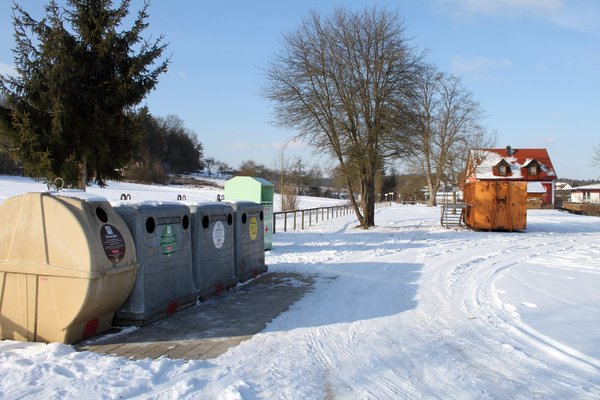 Grüngut-Container in Wolfsbach.