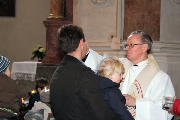 Kindergottesdienst am Ostermontag.