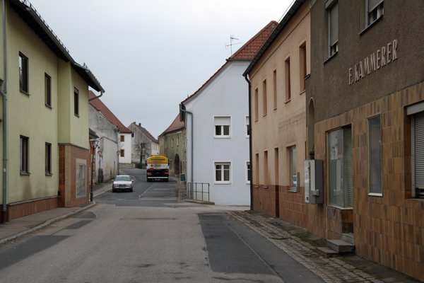 Auch in Ensdorf stehen bereits Häuser und Wohnungen leer und müssten Teile des Ortskerns saniert werden.